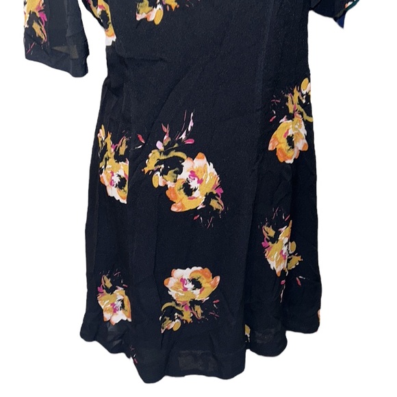 NWT A.L.C Lucia Silk Black Floral Asymmetrical Off Shoulder Faux Wrap Dress - 10 - Picture 11 of 15